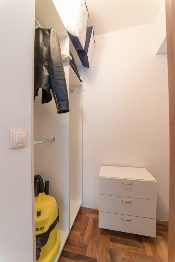 Comfort.Chic.Charming Apt With Terrace Near Ndk Sofia Extérieur photo
