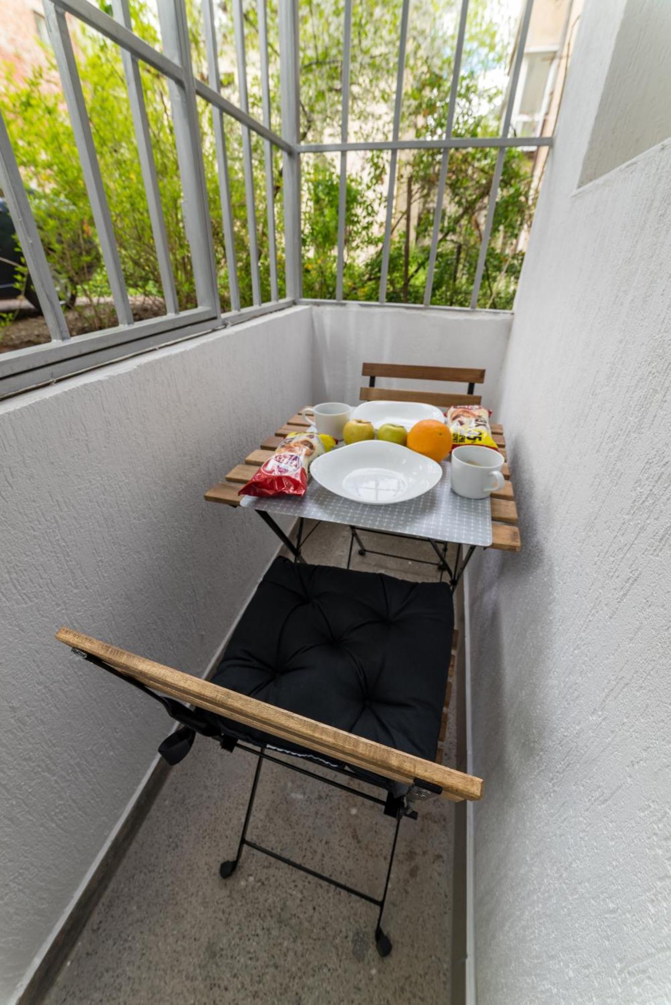 Comfort.Chic.Charming Apt With Terrace Near Ndk Sofia Extérieur photo